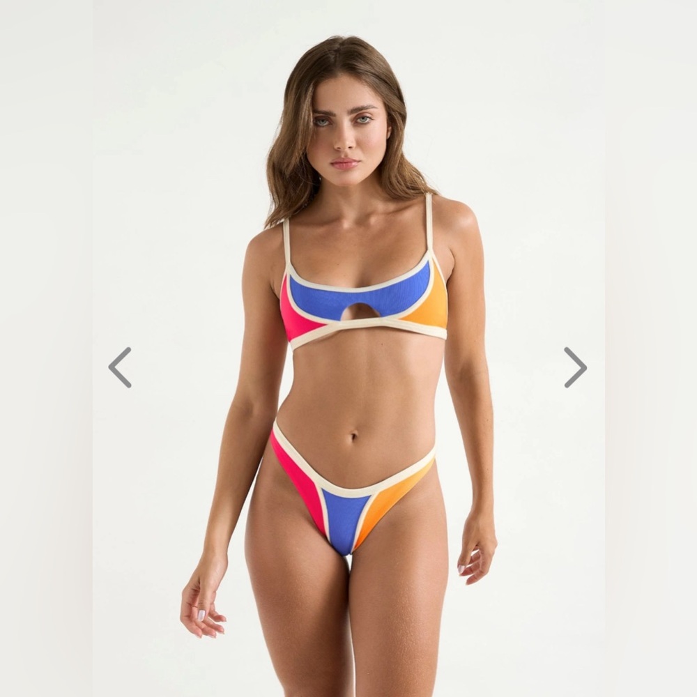 NWT ONEONE SWIMWEAR MISHA BOTTOM MOSHUP